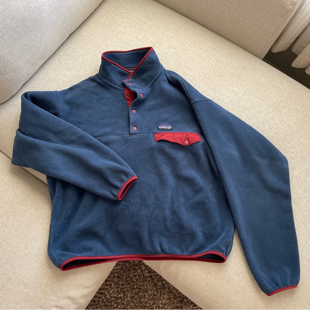 Navy Blue Patagonia quarter snap fleece